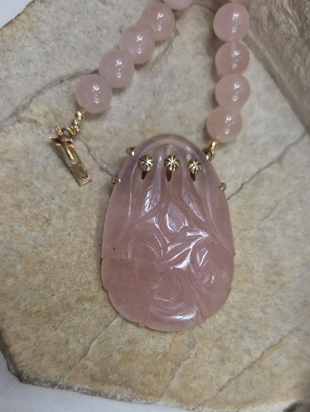 14K Solid Gold With Pink Jadeite Clasp Pendant Pre Antique Jadeite Long Necklace - Picture 9 of 16